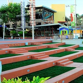 artificial grass for exhibitions - universal studios amphitheater
